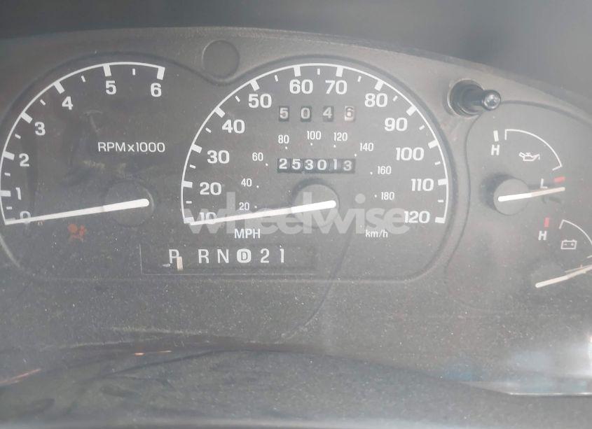 Photo 7 of 2000 Ford Explorer LIMITED (VIN 1FMDU65P0YZB88259)