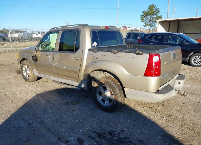 Photo 3 of 2003 Ford Explorer SPORT TRAC XLS/XLT (VIN 1FMDU67E33UA88402)