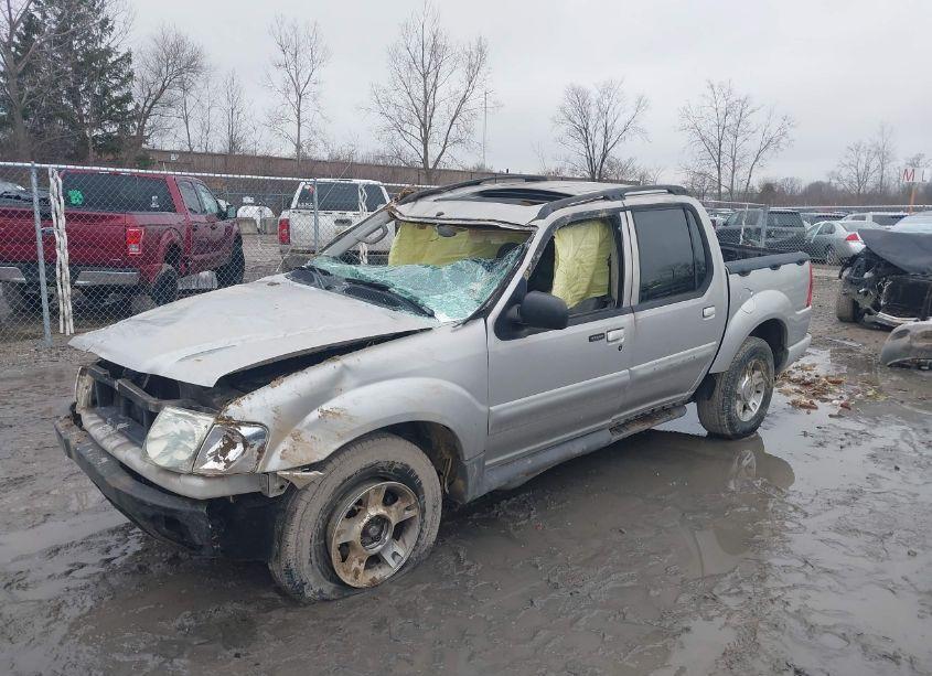 Photo 6 of 2003 Ford Explorer SPORT TRAC XLS/XLT (VIN 1FMDU67E53UC48926)