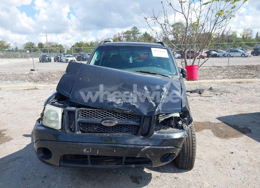 Photo 13 of 2004 Ford Explorer SPORT TRAC ADRENALIN/XLS/XLT (VIN 1FMDU67K04UA70544)