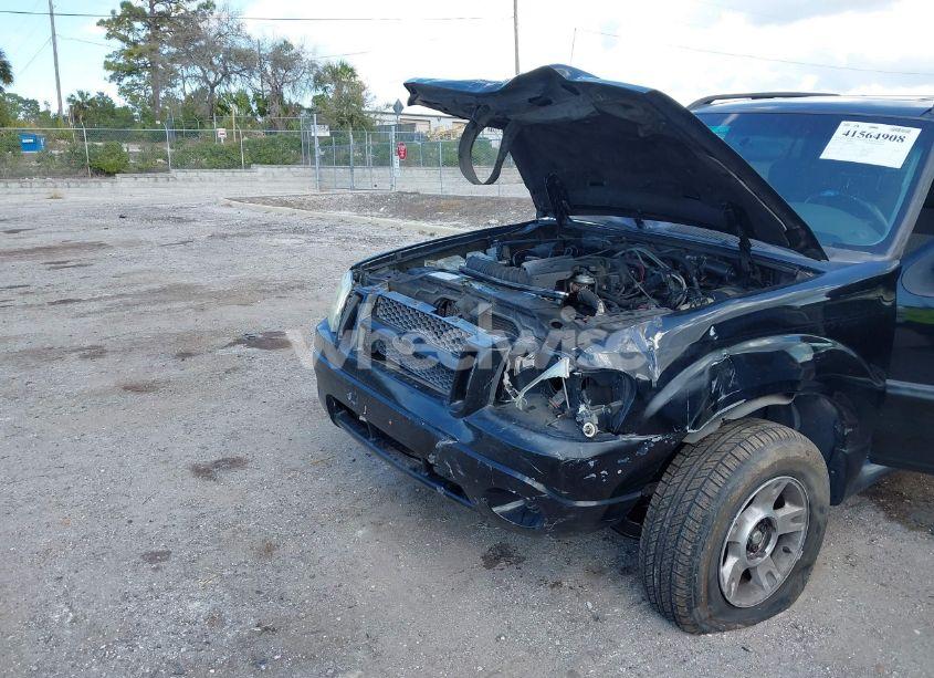 Photo 6 of 2004 Ford Explorer SPORT TRAC ADRENALIN/XLS/XLT (VIN 1FMDU67K04UA70544)