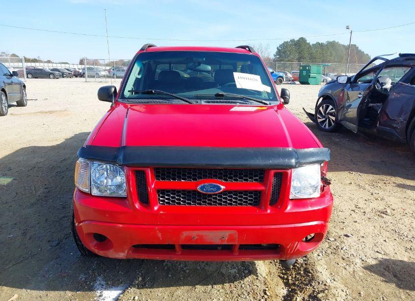 Photo 13 of 2005 Ford Explorer SPORT TRAC ADRENALIN/XLS/XLT (VIN 1FMDU67K05UA22754)