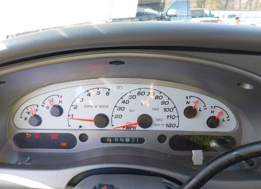 Photo 7 of 2005 Ford Explorer SPORT TRAC ADRENALIN/XLS/XLT (VIN 1FMDU67K05UA22754)