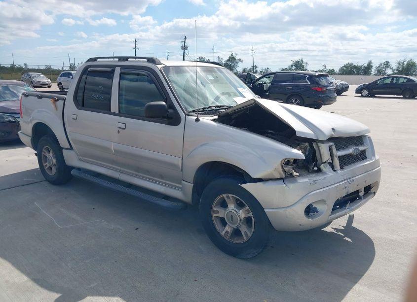 2004 Ford Explorer SPORT TRAC ADRENALIN/XLS/XLT (VIN 1FMDU67K44UA15546) main photo