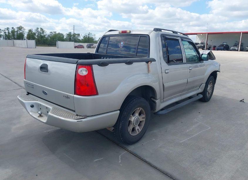 Photo 4 of 2004 Ford Explorer SPORT TRAC ADRENALIN/XLS/XLT (VIN 1FMDU67K44UA15546)