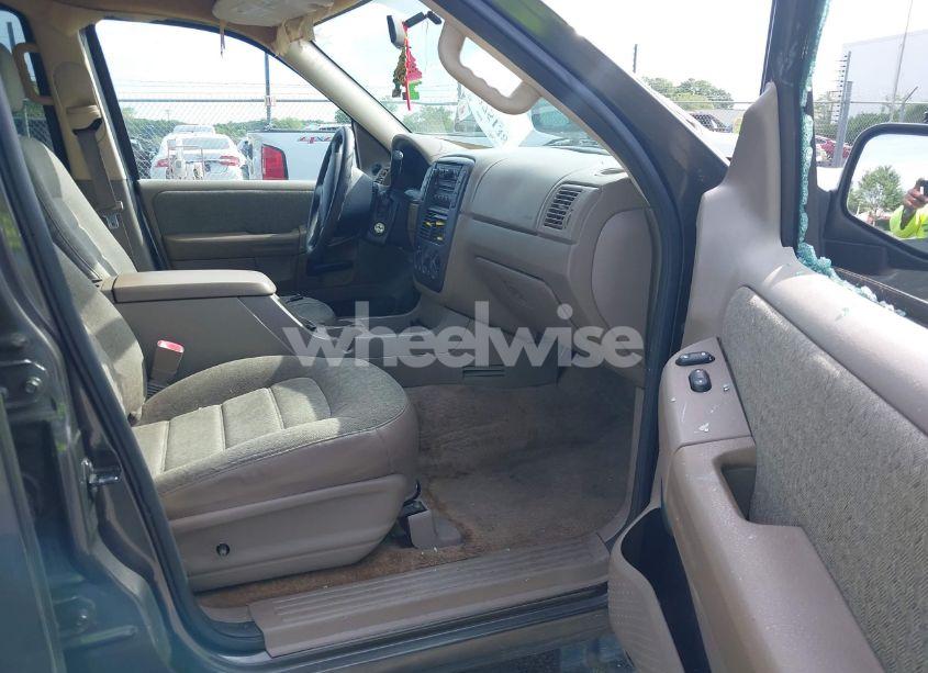 Photo 5 of 2005 Ford Explorer XLS/XLS SPORT (VIN 1FMDU72K55UA34007)