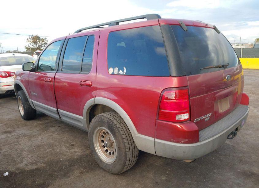 Photo 3 of 2002 Ford Explorer XLT (VIN 1FMDU73E02ZC43713)