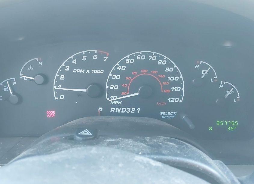 Photo 7 of 2002 Ford Explorer XLT (VIN 1FMDU73E12ZA10584)