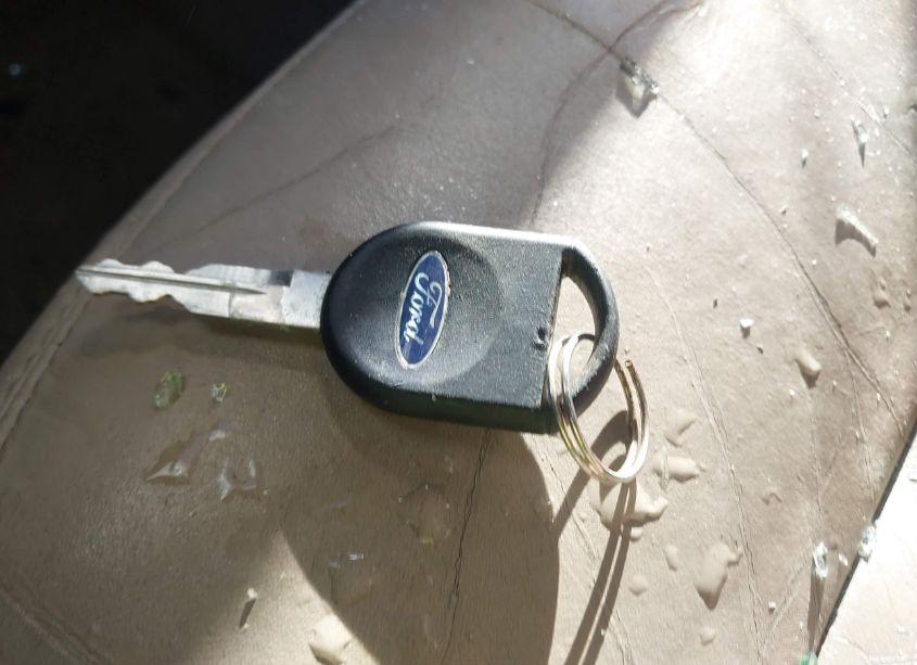 Photo 11 of 2002 Ford Explorer XLT (VIN 1FMDU73E12ZA74026)