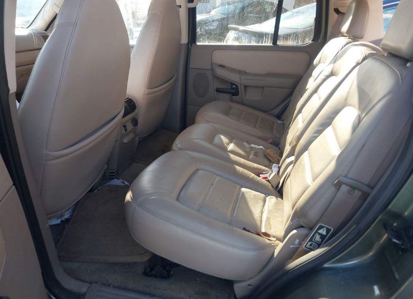 Photo 8 of 2002 Ford Explorer XLT (VIN 1FMDU73E12ZA74026)