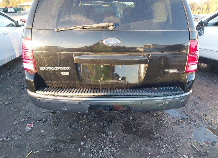 Photo 6 of 2005 Ford Explorer XLT/XLT SPORT (VIN 1FMDU73E55UB87172)
