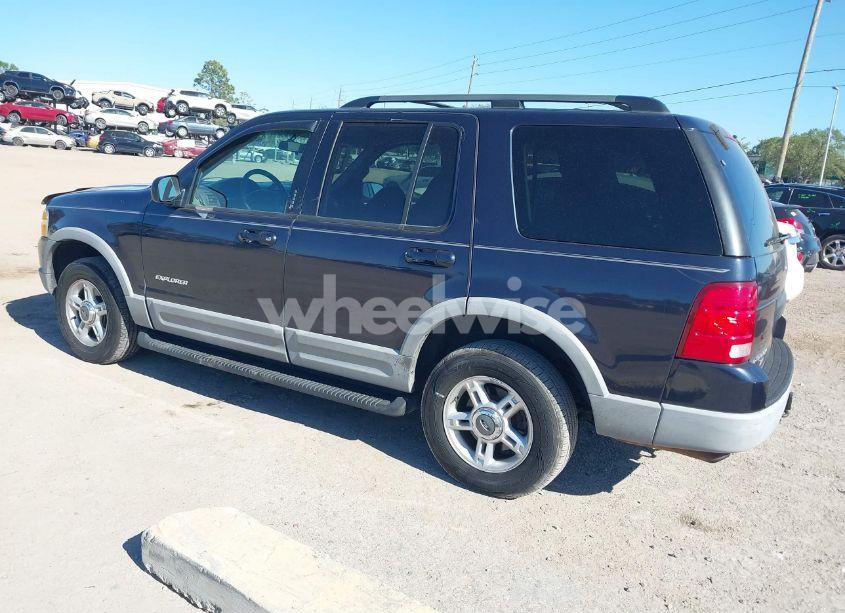Photo 3 of 2002 Ford Explorer XLT (VIN 1FMDU73E62UB04392)