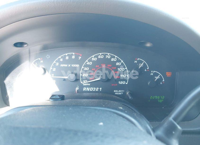 Photo 7 of 2002 Ford Explorer XLT (VIN 1FMDU73E62UB04392)