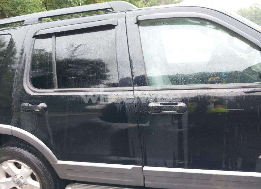 Photo 13 of 2005 Ford Explorer XLT/XLT SPORT (VIN 1FMDU73E65UA51729)