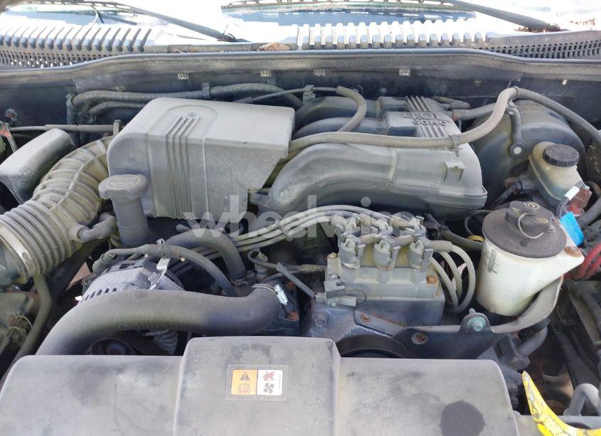 Photo 10 of 2002 Ford Explorer XLT (VIN 1FMDU73E92ZA96369)