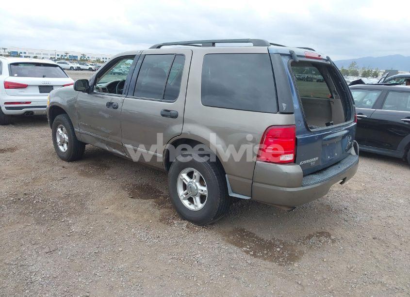 Photo 3 of 2004 Ford Explorer NBX/XLT (VIN 1FMDU73K04UC25928)