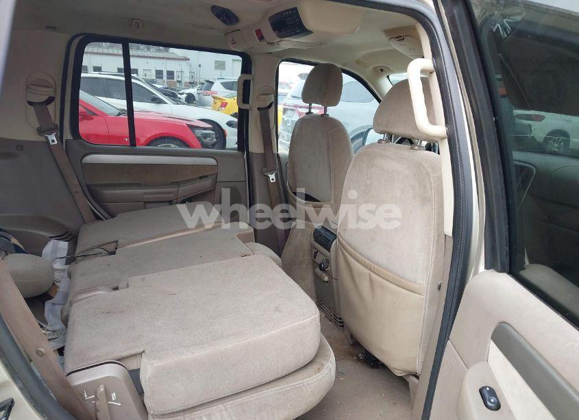 Photo 8 of 2004 Ford Explorer NBX/XLT (VIN 1FMDU73K24ZA20601)