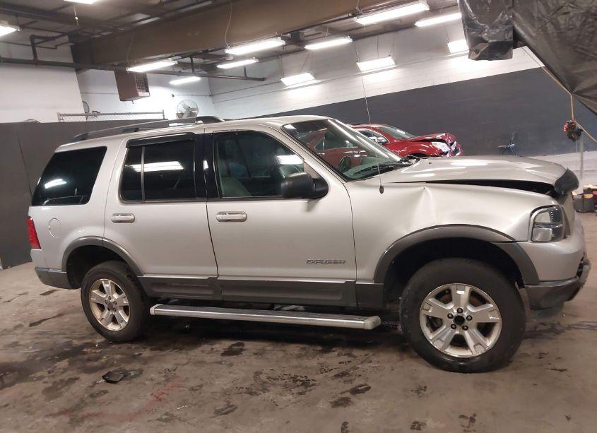 Photo 13 of 2004 Ford Explorer NBX/XLT (VIN 1FMDU73K34ZA75154)