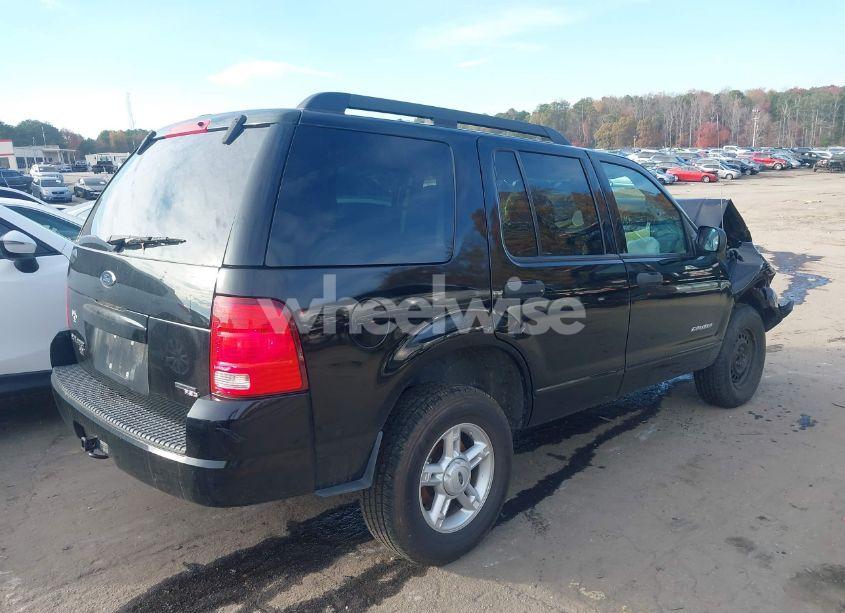 Photo 4 of 2005 Ford Explorer XLT/XLT SPORT (VIN 1FMDU73K35ZA75561)