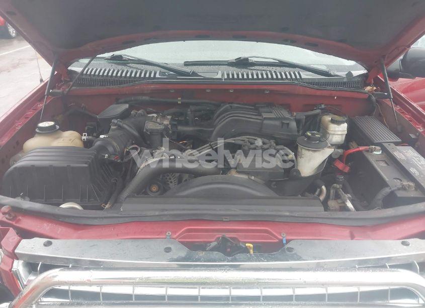 Photo 10 of 2005 Ford Explorer XLT/XLT SPORT (VIN 1FMDU73K45UB54878)