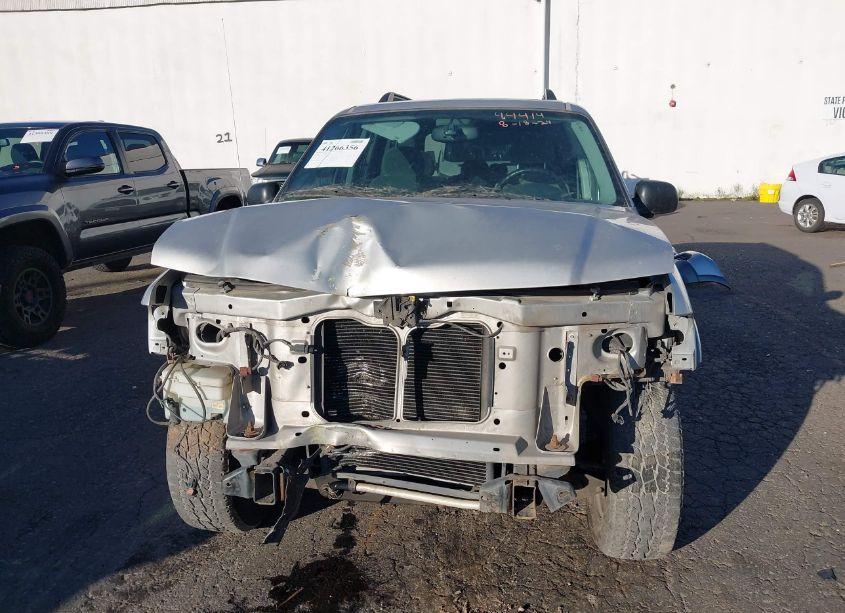 Photo 6 of 2005 Ford Explorer XLT/XLT SPORT (VIN 1FMDU73K65UB48886)