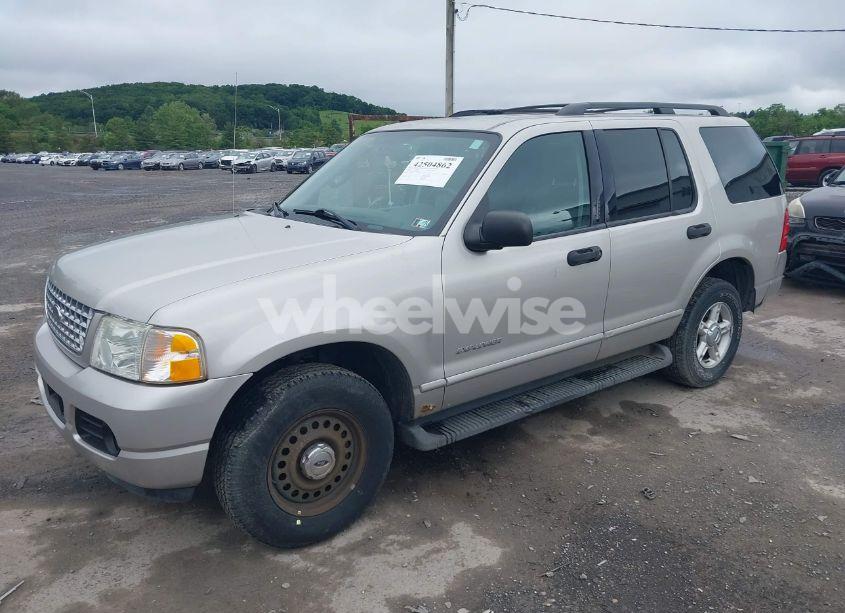 Photo 2 of 2004 Ford Explorer NBX/XLT (VIN 1FMDU73KX4UB18210)