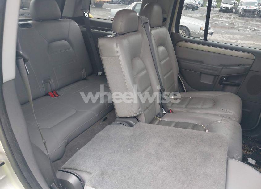 Photo 8 of 2004 Ford Explorer NBX/XLT (VIN 1FMDU73KX4UB18210)