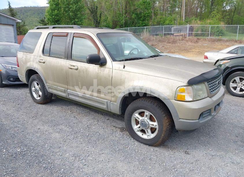 2002 Ford Explorer XLT (VIN 1FMDU73W42UC85520) main photo
