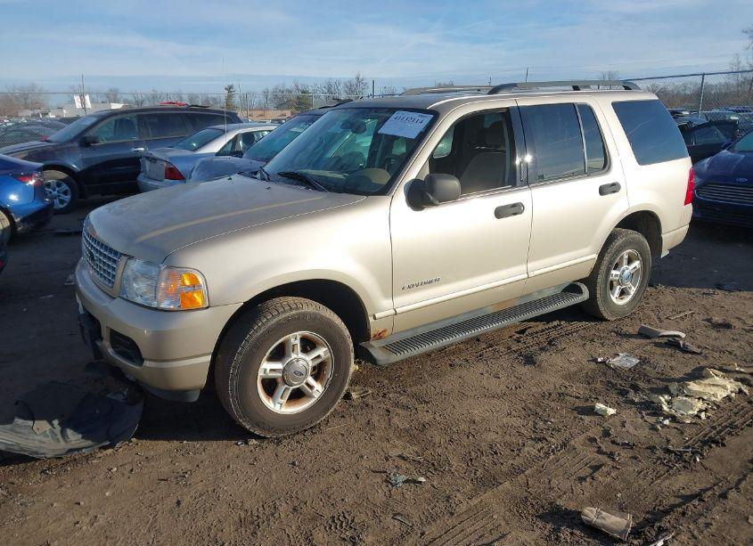 Photo 2 of 2004 Ford Explorer NBX/XLT (VIN 1FMDU73W74UB47411)