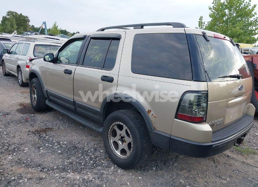 Photo 3 of 2003 Ford Explorer NBX/XLT (VIN 1FMDU73WX3ZB45167)