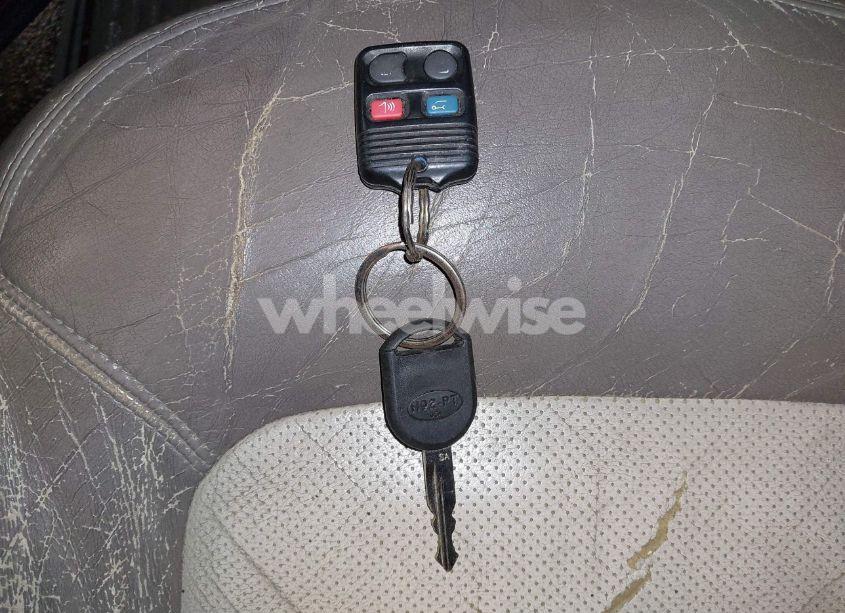 Photo 11 of 2005 Ford Explorer EDDIE BAUER (VIN 1FMDU74E55ZA03706)