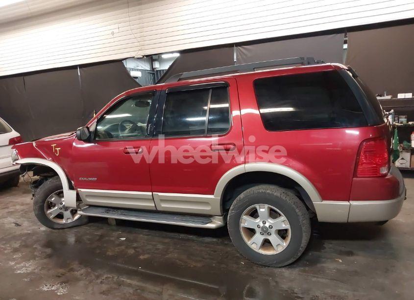 Photo 14 of 2005 Ford Explorer EDDIE BAUER (VIN 1FMDU74E55ZA03706)