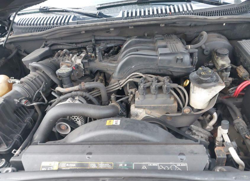 Photo 10 of 2004 Ford Explorer EDDIE BAUER (VIN 1FMDU74K14ZA81291)