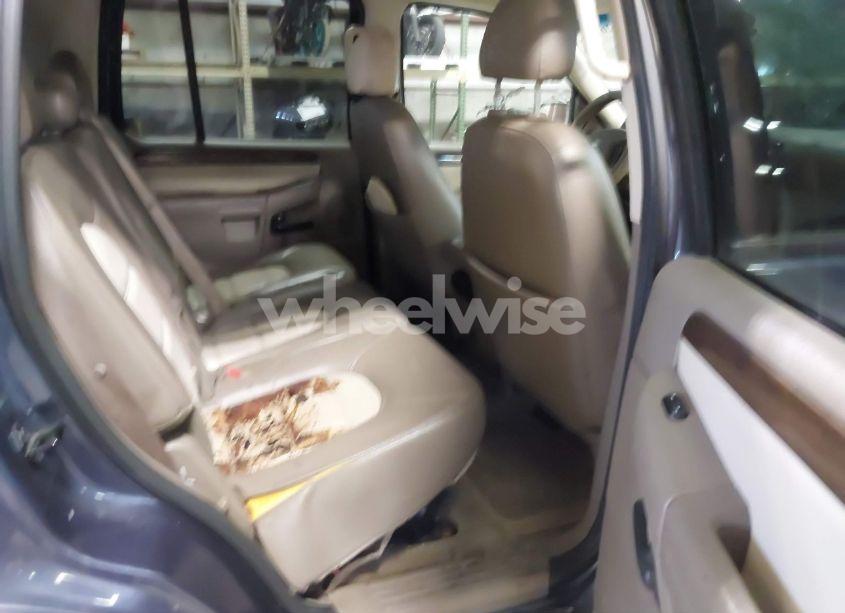 Photo 8 of 2005 Ford Explorer EDDIE BAUER (VIN 1FMDU74K25UA67415)