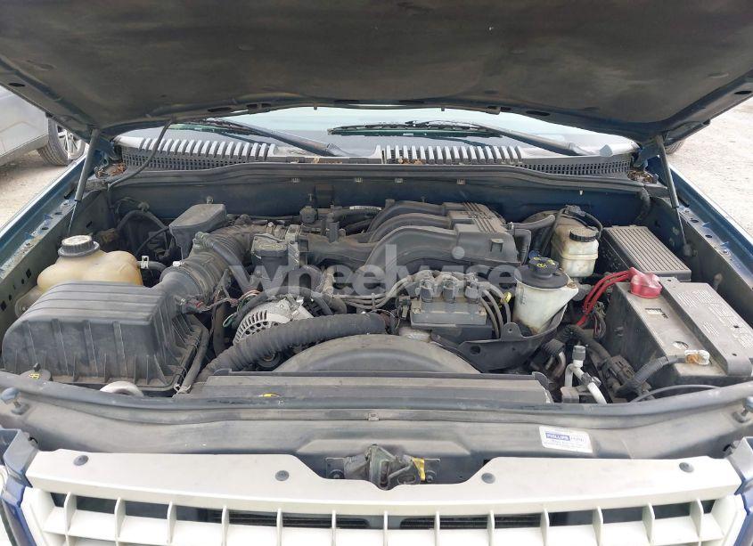 Photo 10 of 2005 Ford Explorer EDDIE BAUER (VIN 1FMDU74K85UB09943)