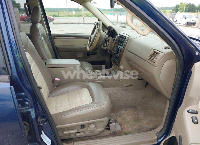 Photo 5 of 2005 Ford Explorer EDDIE BAUER (VIN 1FMDU74K85UB09943)