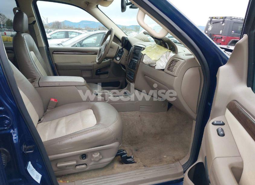 Photo 5 of 2005 Ford Explorer EDDIE BAUER (VIN 1FMDU74W35ZA02854)