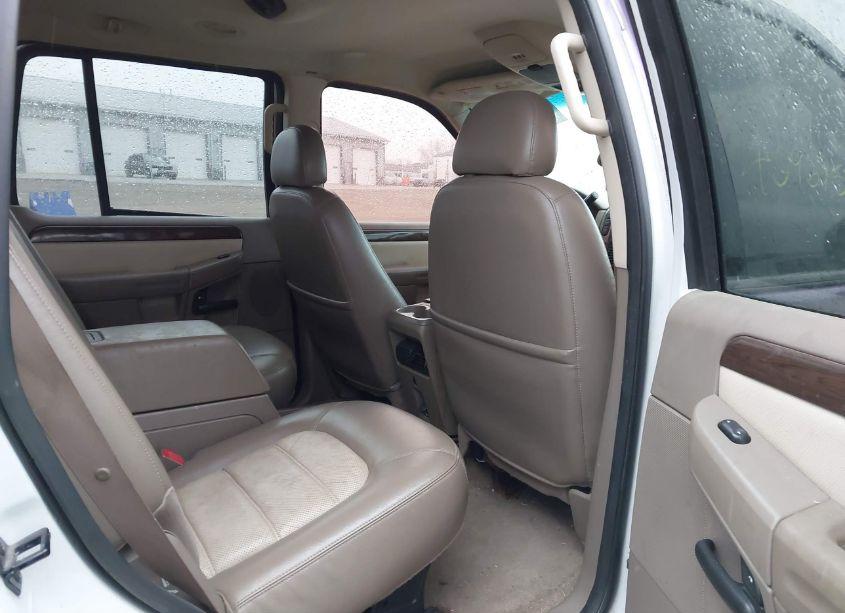 Photo 8 of 2005 Ford Explorer EDDIE BAUER (VIN 1FMDU74W65ZA05120)