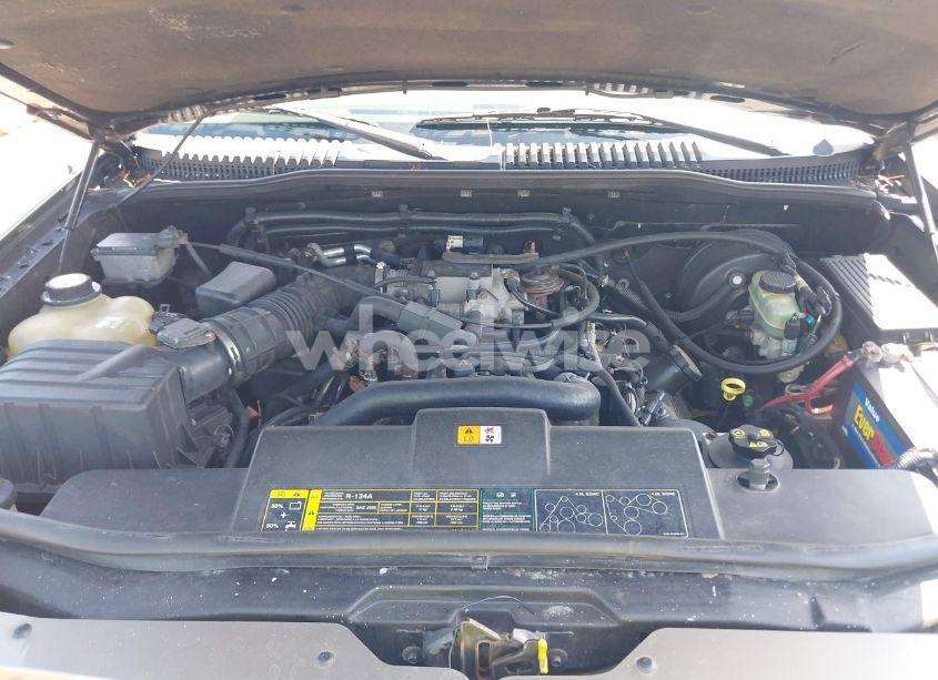 Photo 10 of 2002 Ford Explorer EDDIE BAUER (VIN 1FMDU74W72UA71653)