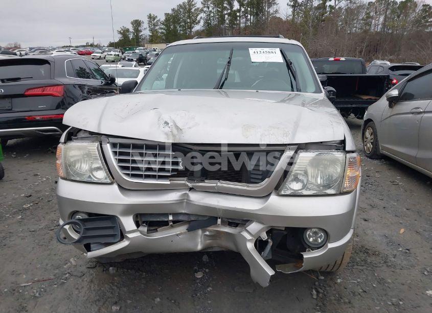 Photo 12 of 2002 Ford Explorer LIMITED (VIN 1FMDU75K02UD65049)