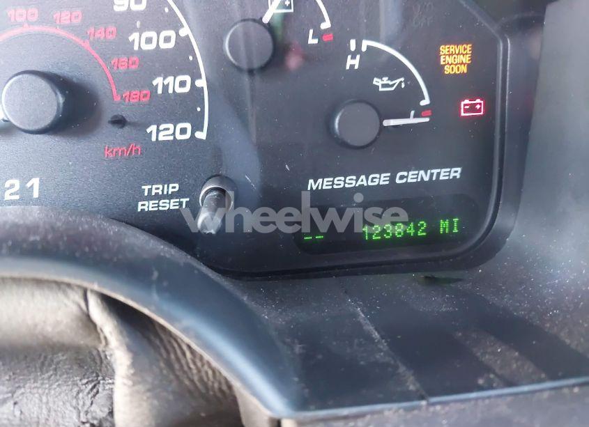 Photo 15 of 2002 Ford Explorer LIMITED (VIN 1FMDU75K02UD65049)