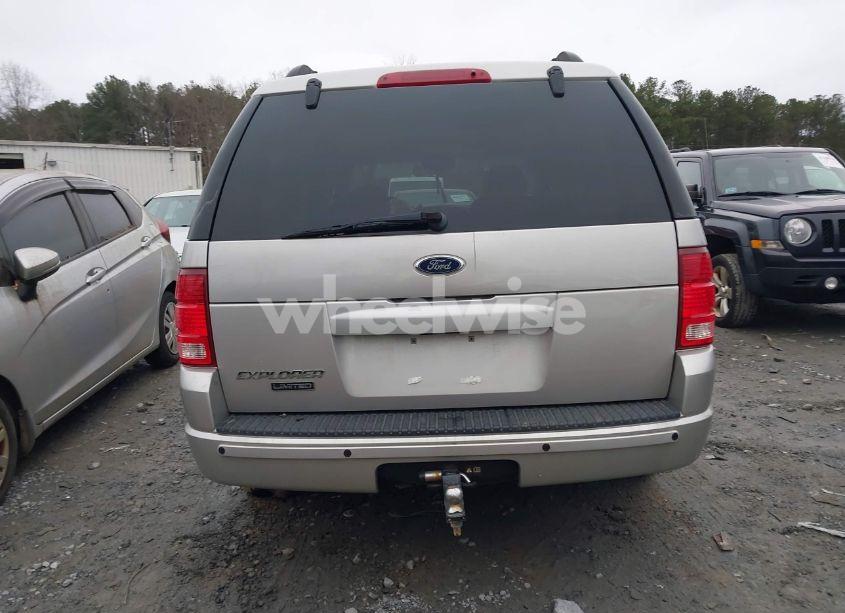 Photo 16 of 2002 Ford Explorer LIMITED (VIN 1FMDU75K02UD65049)