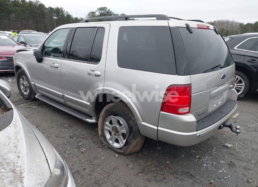 Photo 3 of 2002 Ford Explorer LIMITED (VIN 1FMDU75K02UD65049)