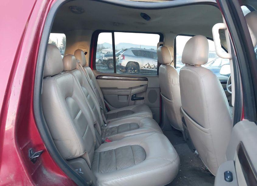 Photo 8 of 2005 Ford Explorer LIMITED (VIN 1FMDU75K25ZA61051)