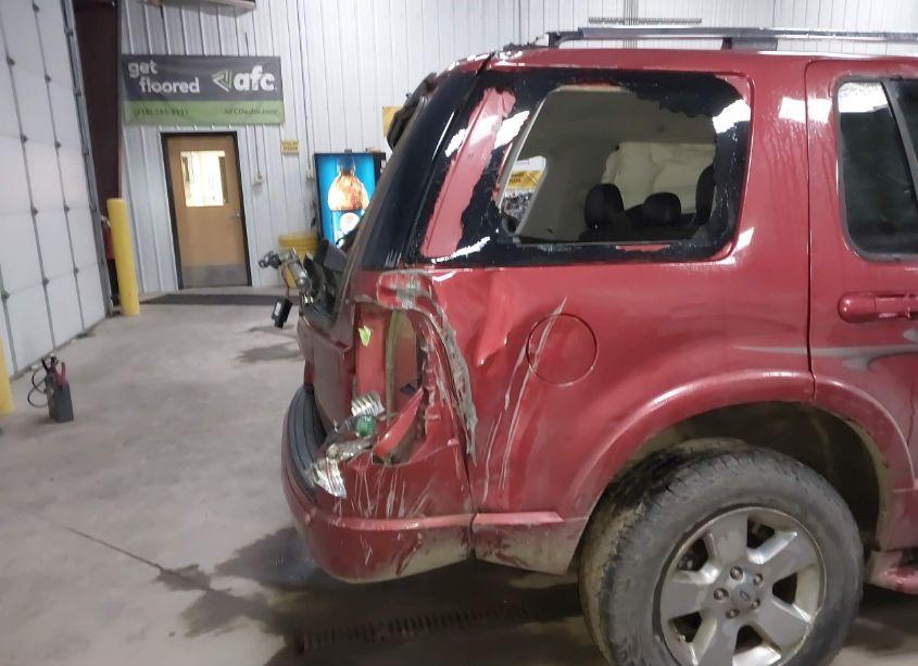 Photo 13 of 2004 Ford Explorer LIMITED (VIN 1FMDU75W04UA86982)