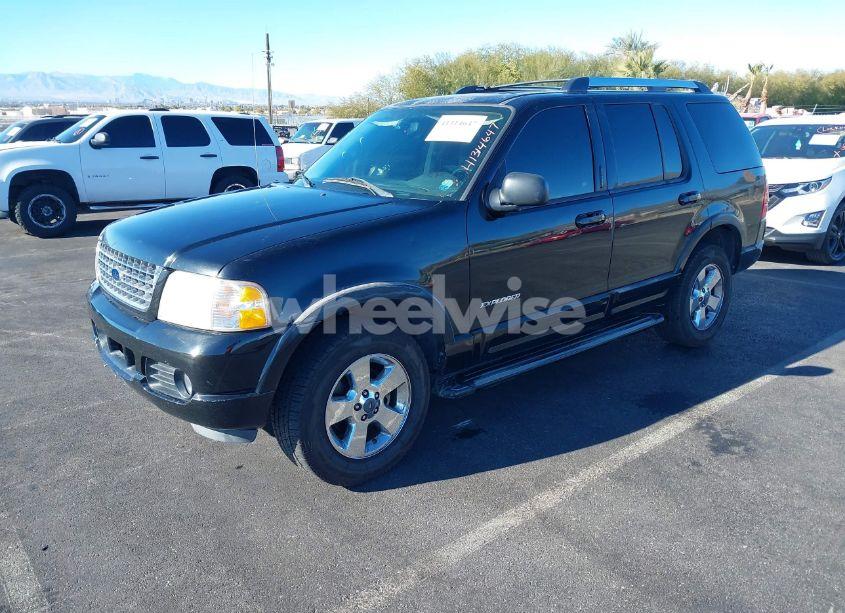Photo 2 of 2005 Ford Explorer LIMITED (VIN 1FMDU75W05ZA02261)