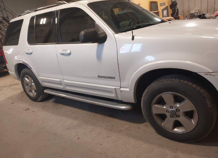 Photo 14 of 2004 Ford Explorer LIMITED (VIN 1FMDU75W44ZB05651)