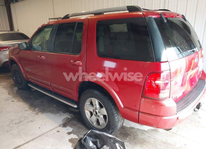 Photo 3 of 2005 Ford Explorer LIMITED (VIN 1FMDU75W75UA41152)