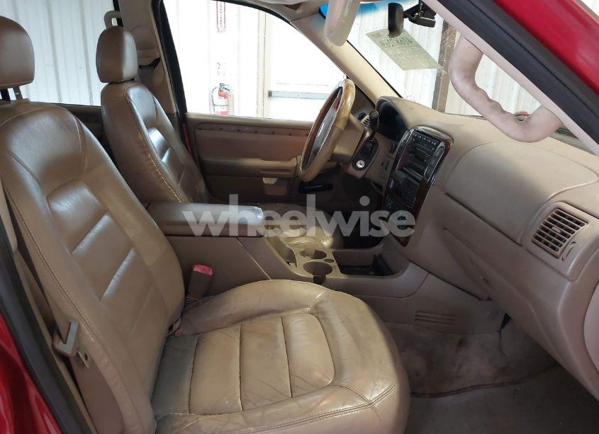 Photo 5 of 2005 Ford Explorer LIMITED (VIN 1FMDU75W75UA41152)