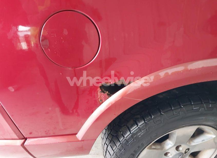 Photo 6 of 2005 Ford Explorer LIMITED (VIN 1FMDU75W75UA41152)